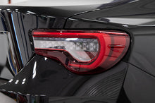 Load image into Gallery viewer, OLM OE Plus Linear Style Sequential Tail Lights (Clear) - 13-20 FR-S / BRZ / 86