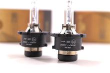 Load image into Gallery viewer, D2S: Morimoto XB 55w HID Bulbs (Pair)