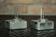 Load image into Gallery viewer, D5S: Morimoto XB HID Bulb (Single)