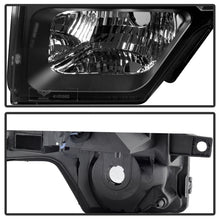 Load image into Gallery viewer, Xtune Ford F150 09-14 Projector Headlights Halogen Model Only LED Halo Black PRO-JH-FF15009-CFB-BK