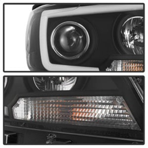 Spyder 15-17 Chevy Colorado Projector Headlights - Light Bar LED - Black (PRO-YD-CCO15-LBDRL-BK)